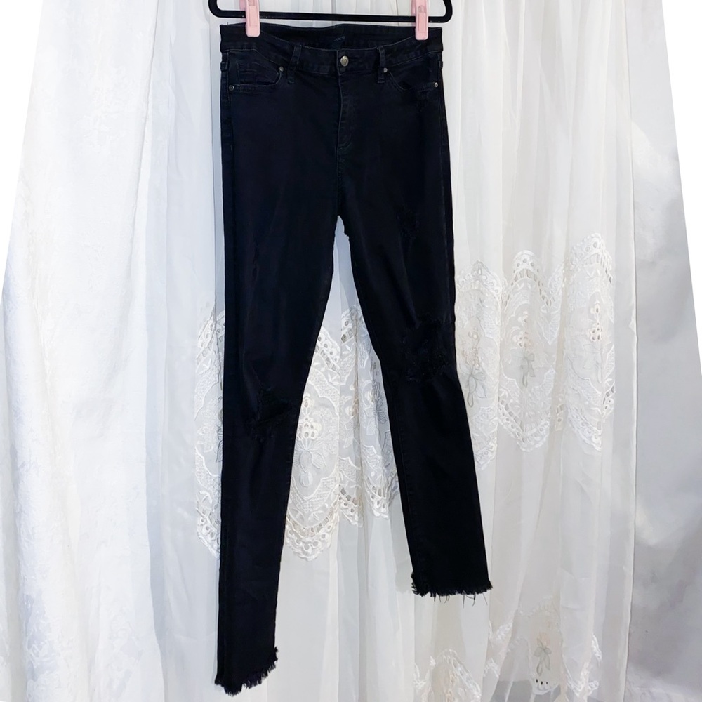 PREMIUM Joe’s Jeans Black Distressed Denim